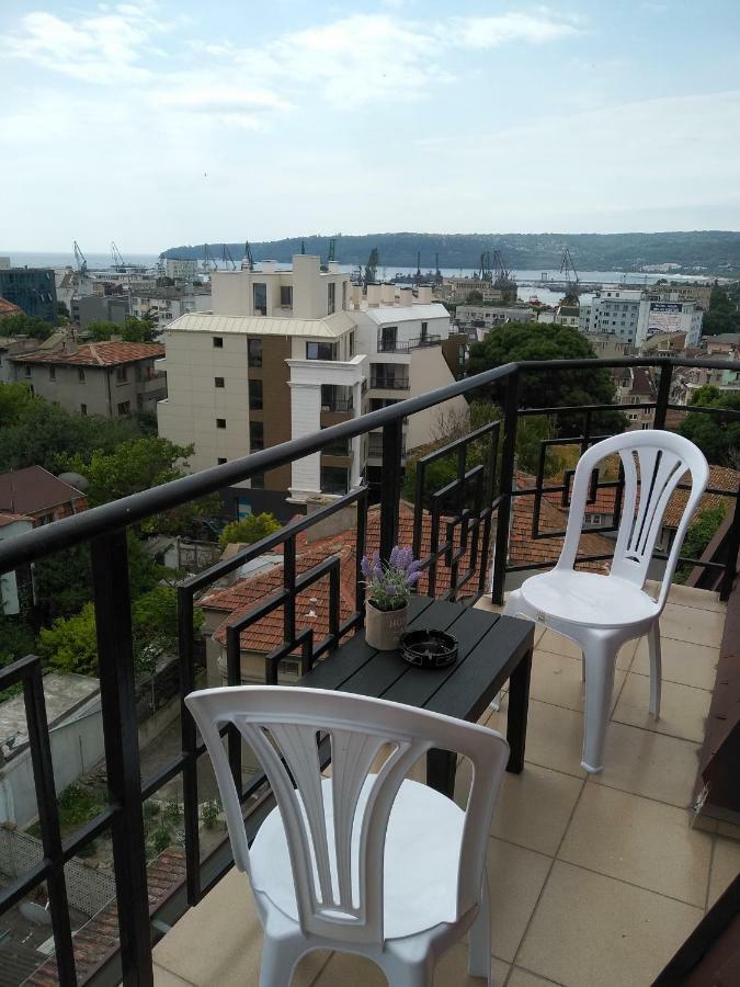Penyrent Apartment Varna Exterior photo